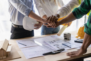 一人親方が法人化すべきタイミングとは　法人化を目指して安定した仕事を手に入れる方法も紹介